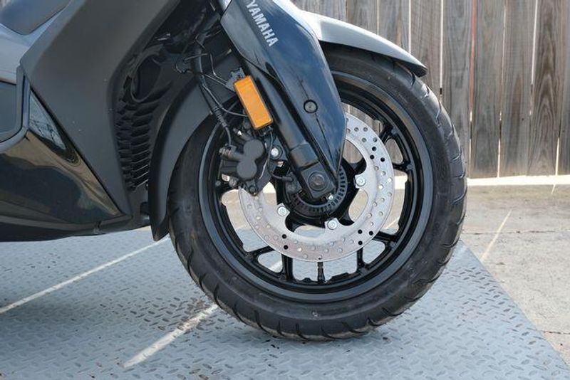 NEW 2026 YAMAHA XMAX Image 18