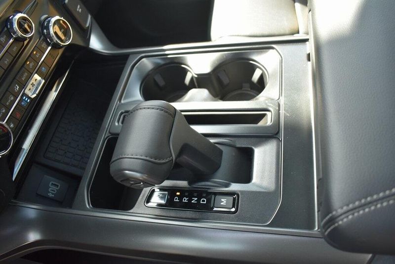 New 2025 Ford F-150 LariatImage 23