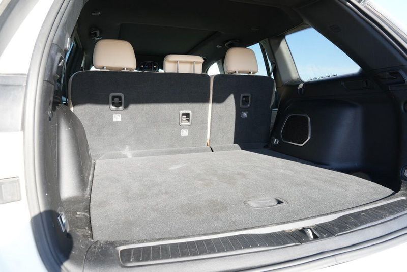 Used 2024 Jeep Grand Cherokee 4xeImage 16