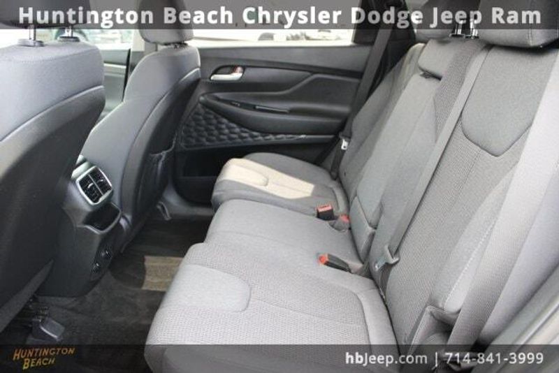 2020 Hyundai Santa Fe SEImage 32