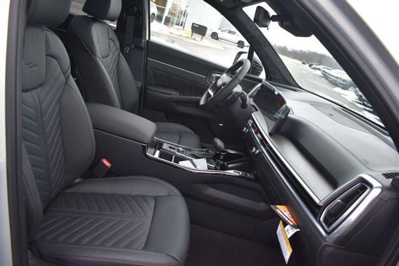 New 2026 Kia Sorento X-Line SX PrestigeImage 15