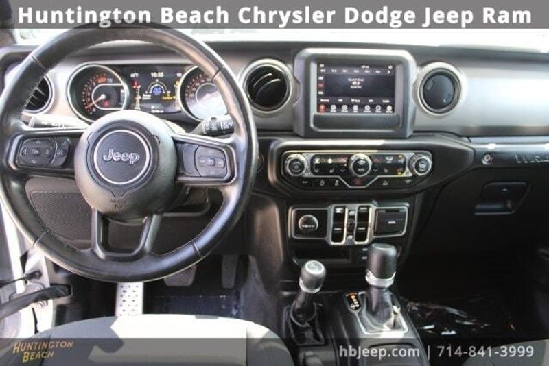 2021 Jeep Wrangler Unlimited WillysImage 13