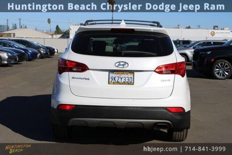 2016 Hyundai Santa Fe Sport 2.4 BaseImage 4