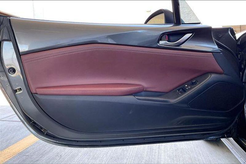 Used 2019 Mazda MX-5 Miata RF Grand TouringImage 22