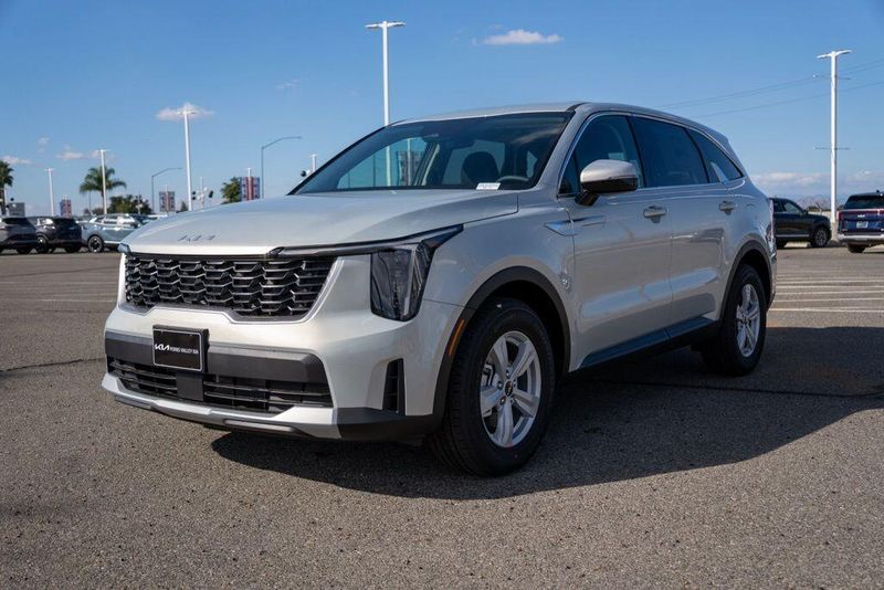 New 2026 Kia Sorento LXImage 3