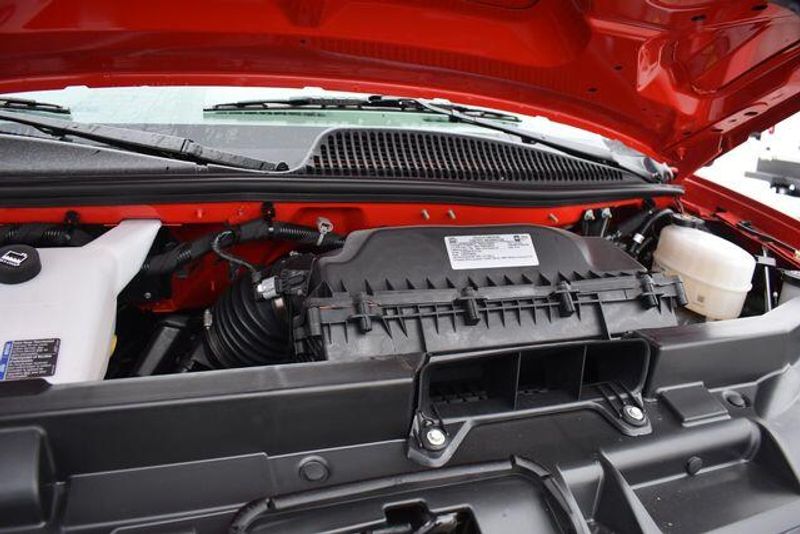 New 2026 Chevrolet Express 3500 Work VanImage 32