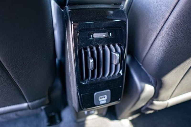 New 2025 Jeep Compass LatitudeImage 16
