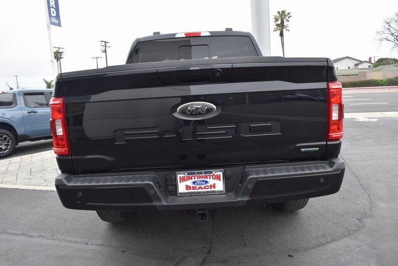 2022 Ford F-150 XLTImage 8