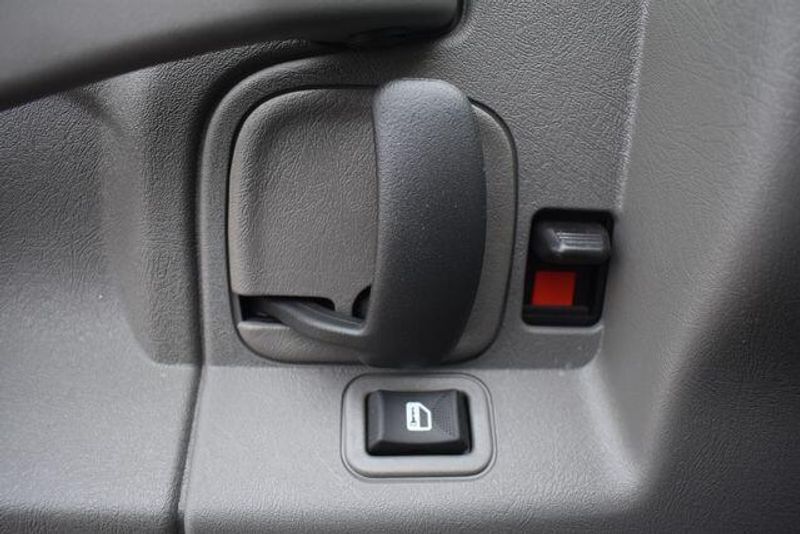 New 2025 Chevrolet Express 3500 Work VanImage 21