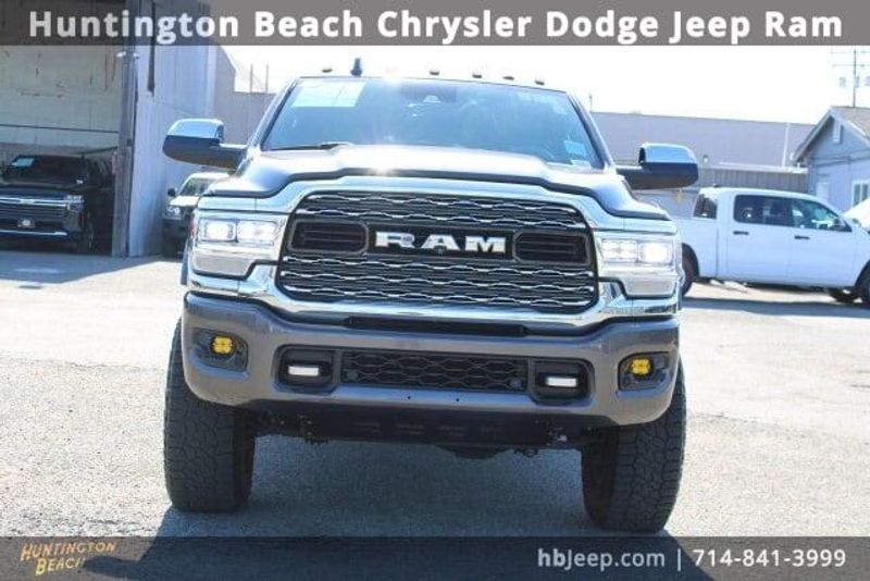 2019 RAM 3500 LimitedImage 2