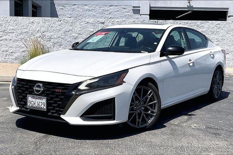 Used 2023 Nissan Altima 2.0 SRImage 1