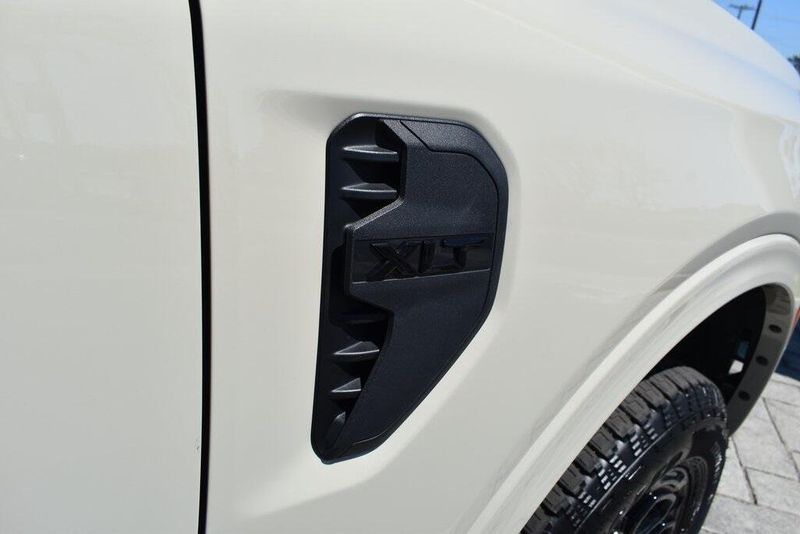 New 2025 Ford Ranger XLTImage 5