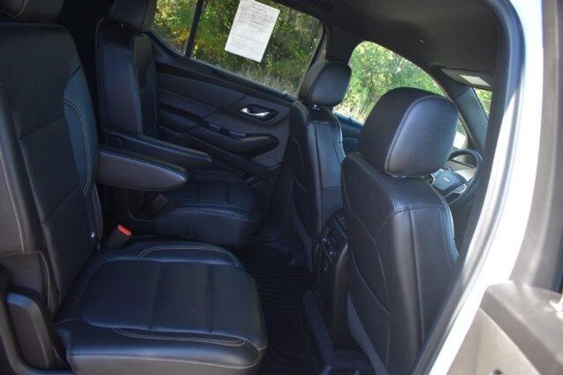 Used 2022 Chevrolet Traverse LT LeatherImage 16