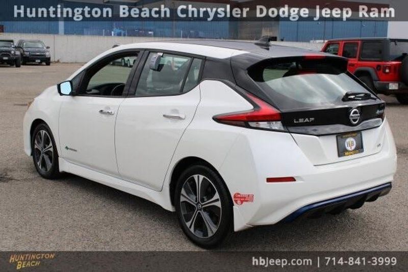 2018 Nissan Leaf SLImage 6