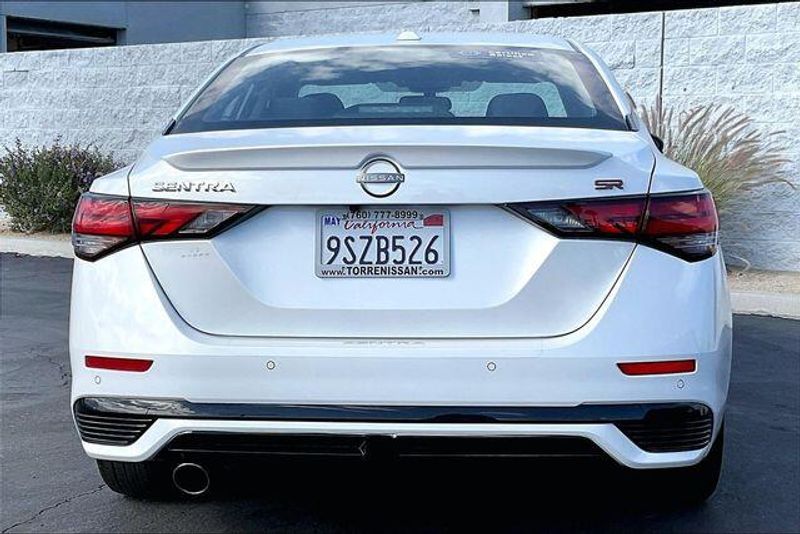 Used 2024 Nissan Sentra SRImage 3