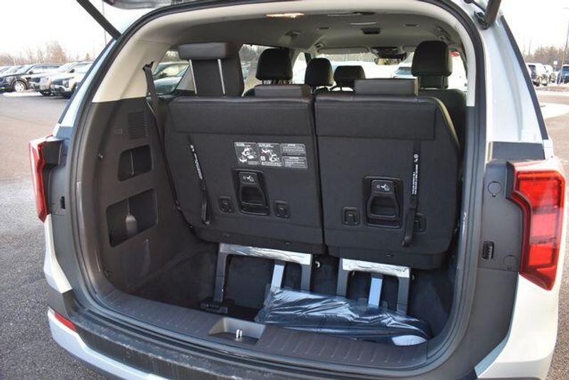 New 2026 Kia Carnival EXImage 18