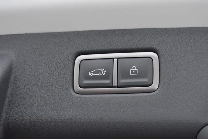 New 2026 Kia EV9 GT-LineImage 21