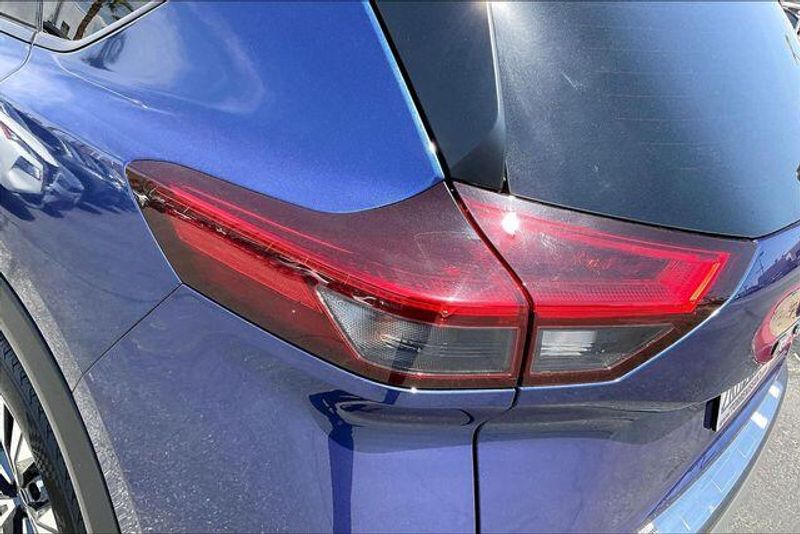 Used 2023 Nissan Rogue SVImage 28