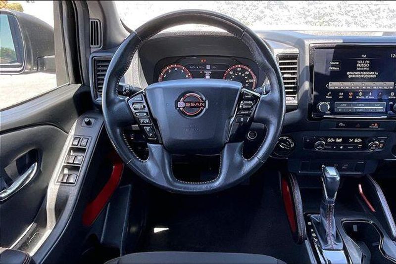 Used 2024 Nissan Frontier PRO-4XImage 4