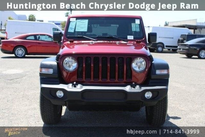 2021 Jeep Wrangler Unlimited IslanderImage 2