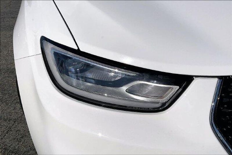 Used 2023 Chrysler Pacifica Hybrid Touring LImage 27