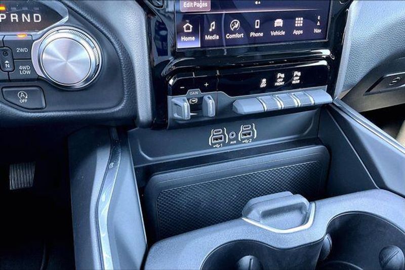 New 2026 RAM 1500 LaramieImage 12