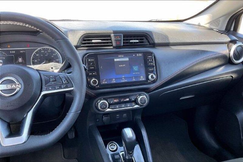 Used 2024 Nissan Versa 1.6 SRImage 5