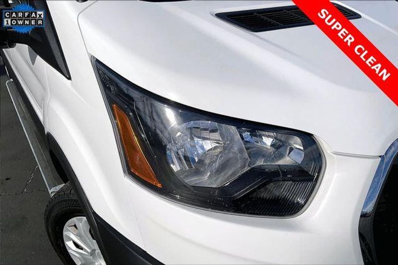 Used 2024 Ford Transit-250 Cargo Van BaseImage 24
