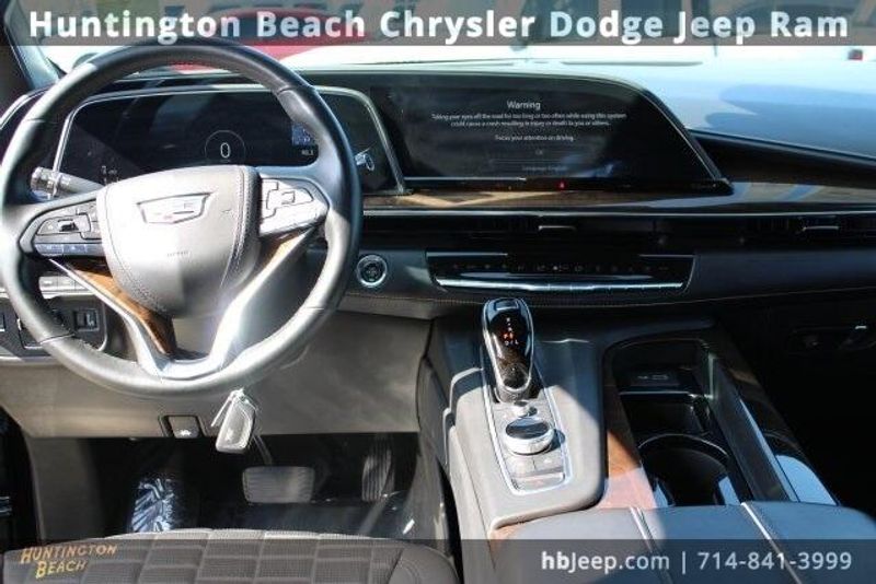 2021 Cadillac Escalade Sport PlatinumImage 13