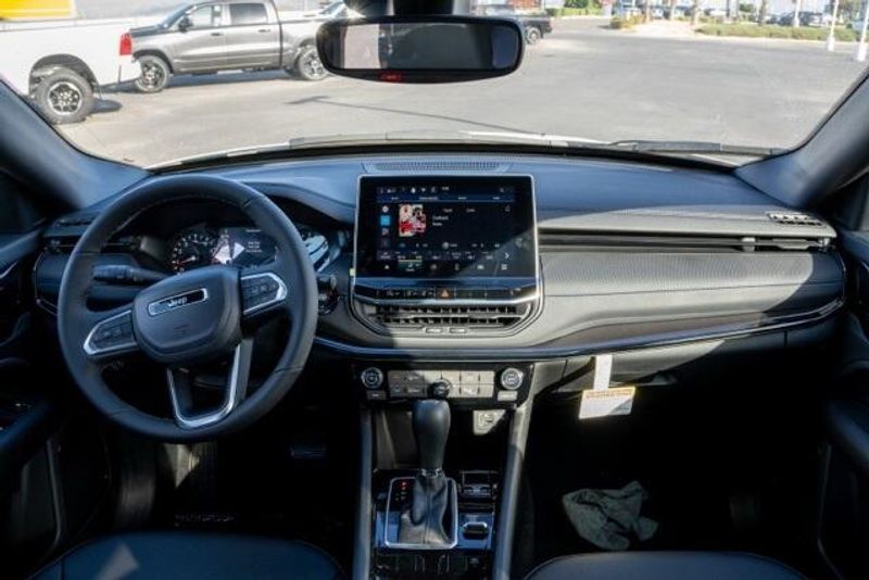 New 2026 Jeep Compass Image 14