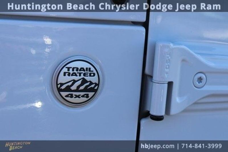 2022 Jeep Wrangler Unlimited SaharaImage 7