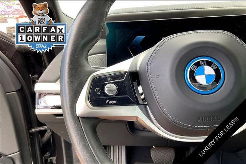 Used 2023 BMW i7 xDrive60Image 18