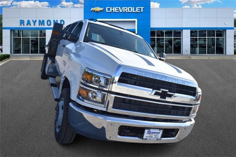 2024 Chevrolet Silverado 4500HD Work TruckImage 9