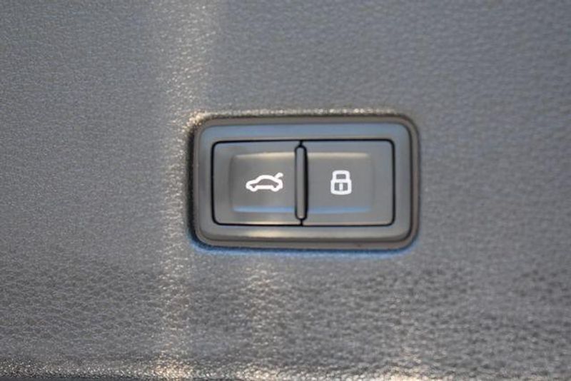 Used 2021 Audi Q8 55 Premium PlusImage 20