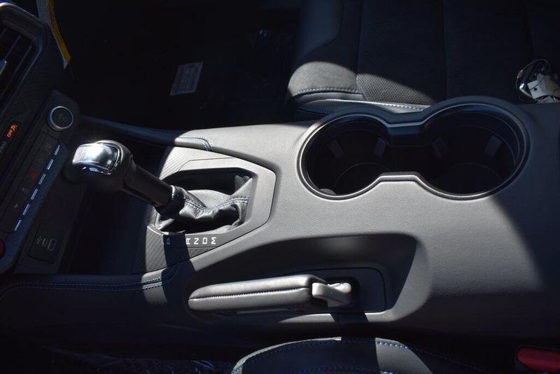 2025 Ford Mustang Dark HorseImage 20