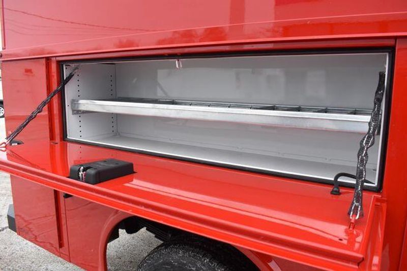 New 2026 Chevrolet Express 3500 Work VanImage 16