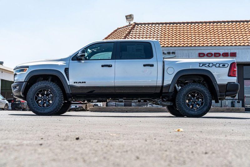 New 2026 RAM 1500 RHOImage 4