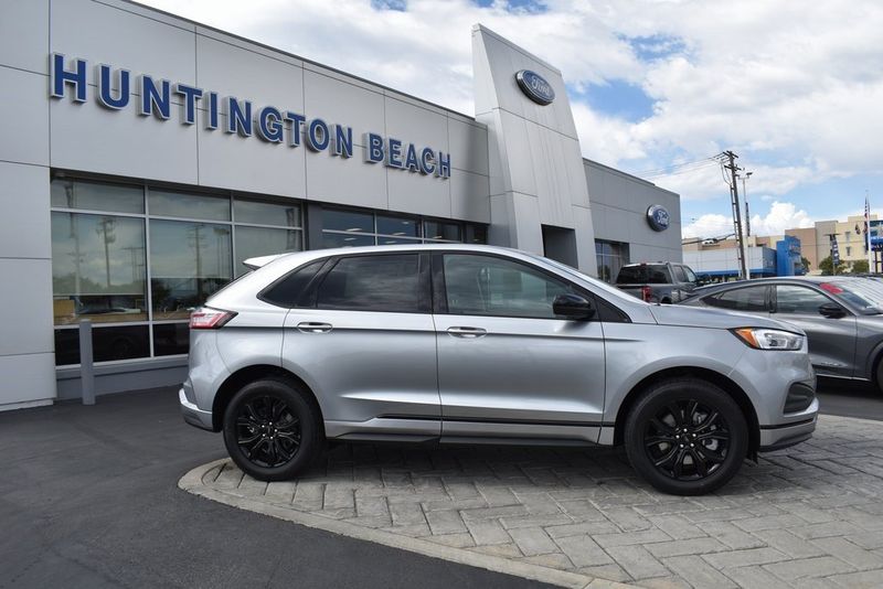 2024 Ford Edge SEImage 3