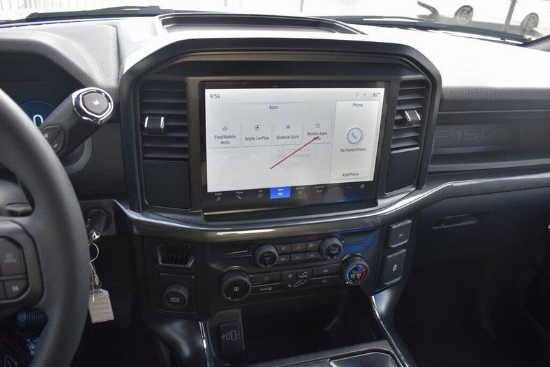 2025 Ford F-150 STXImage 17