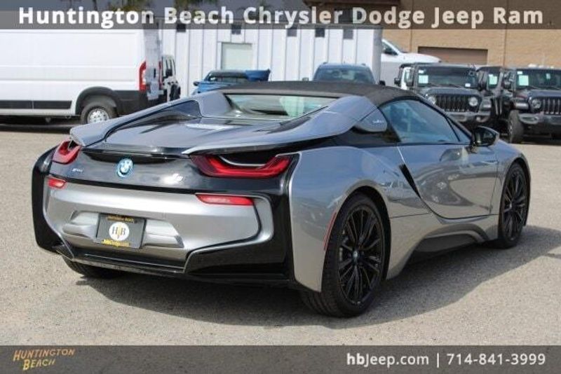 2019 BMW i8 BaseImage 5
