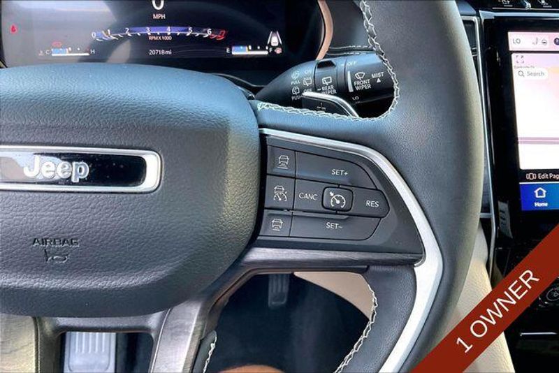 Used 2023 Jeep Grand Cherokee LimitedImage 19