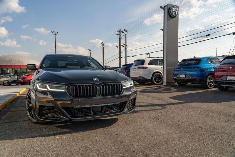 2022 Bmw M550i xDrive photo 9