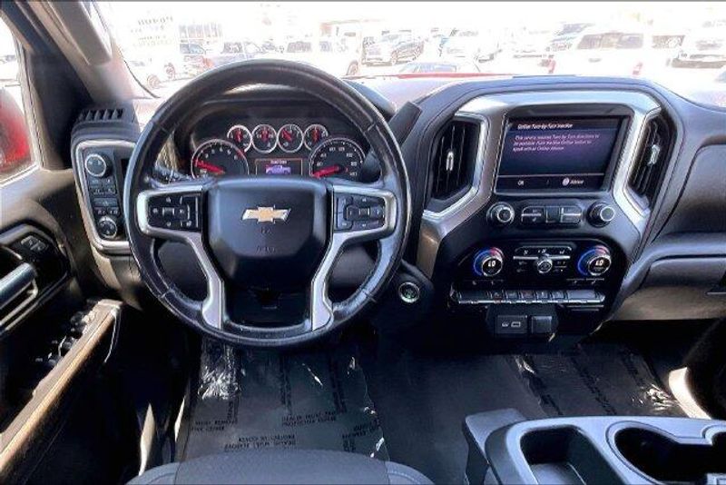Used 2019 Chevrolet Silverado 1500 LTImage 4