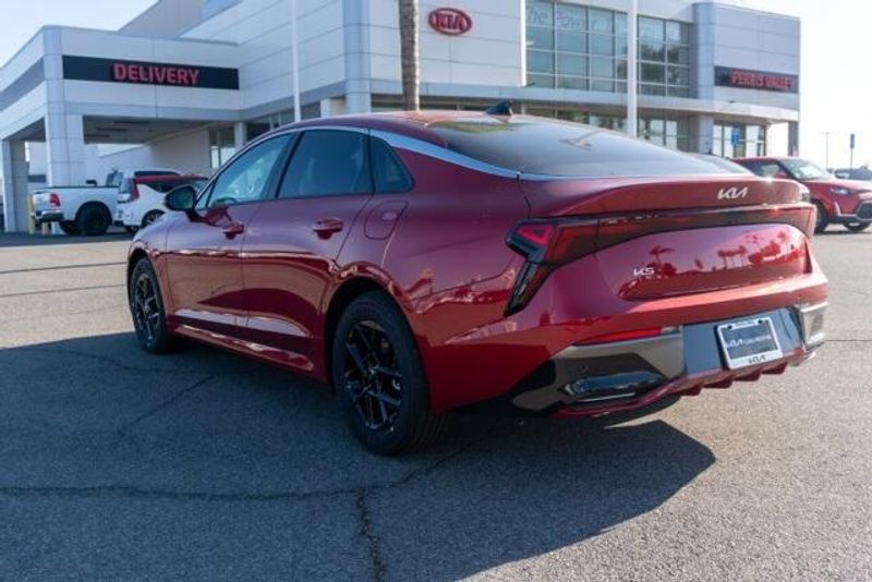 New 2025 Kia K5 LXSImage 5