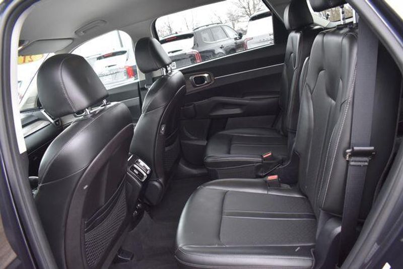 Used 2021 Kia Sorento EXImage 18