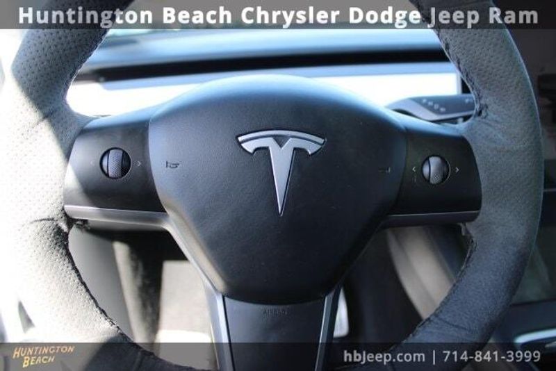2022 Tesla Model Y PerformanceImage 14