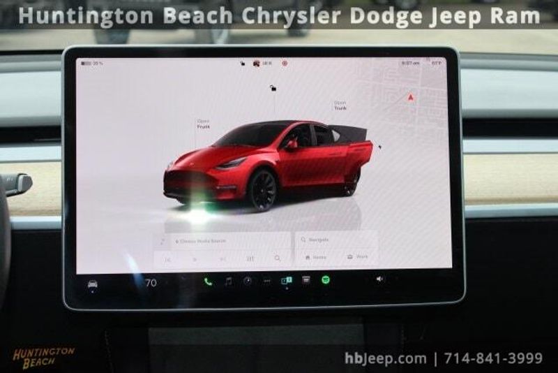 2022 Tesla Model Y Long RangeImage 11