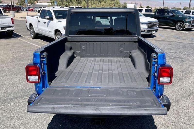 Used 2021 Jeep Gladiator RubiconImage 33