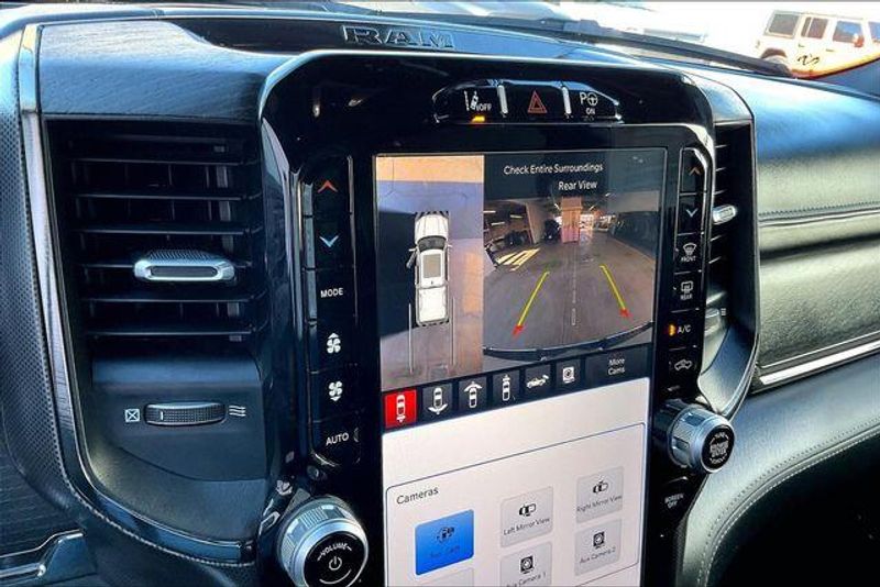 Used 2024 RAM 1500 LimitedImage 21