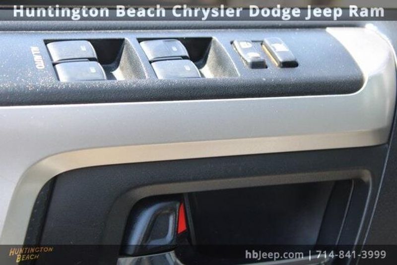 2021 Toyota 4Runner SR5Image 11